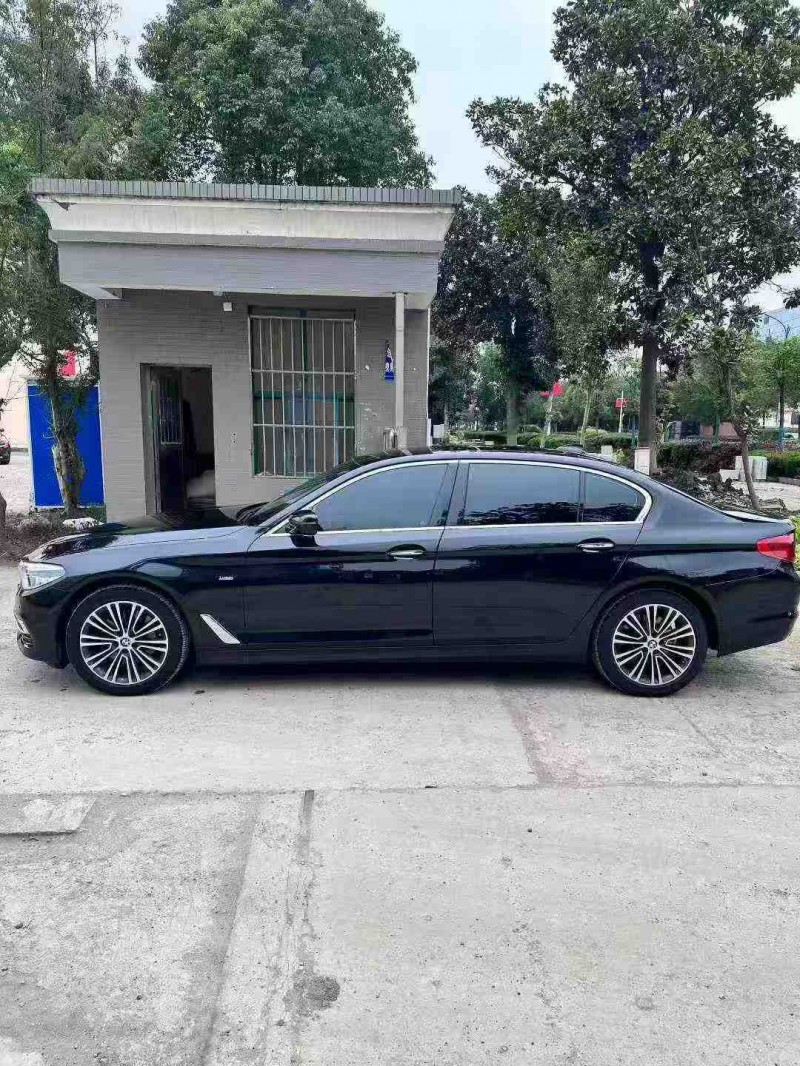 襄阳18年宝马5系4