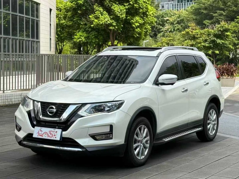 佛山19年日产奇骏2