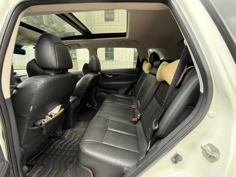 佛山19年日产奇骏5