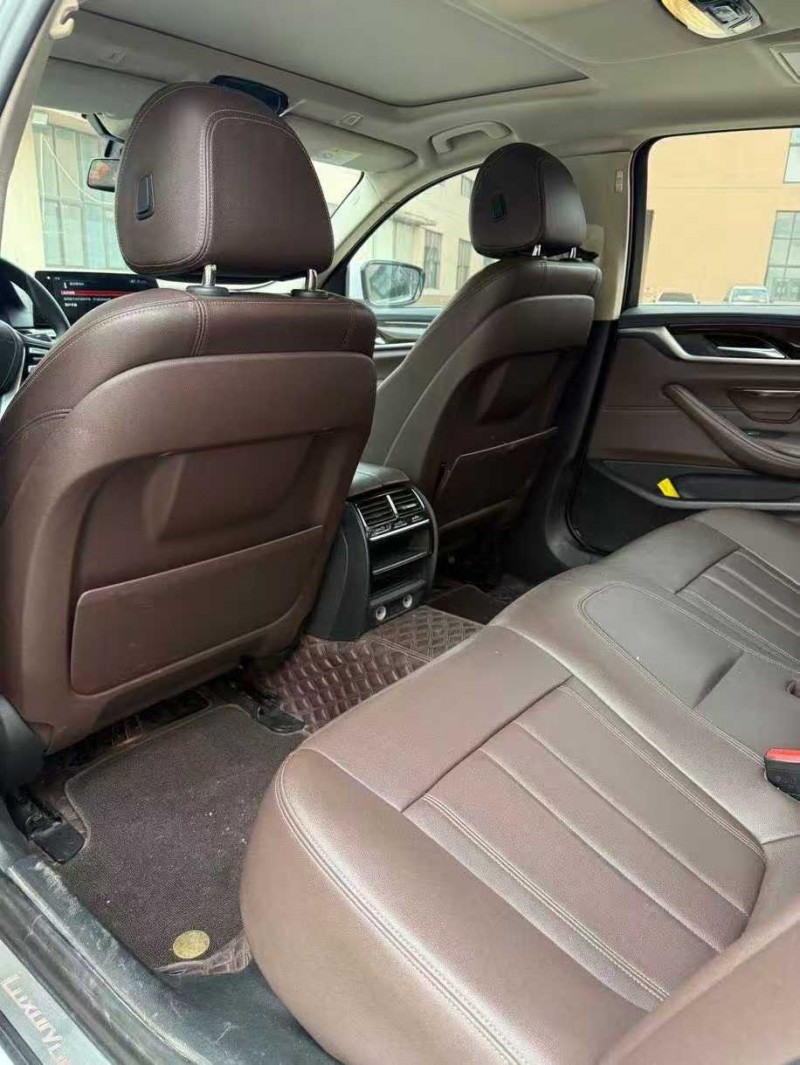 沈阳18年宝马5系8