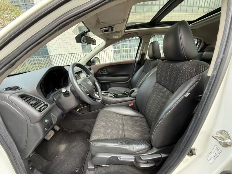 佛山17年本田缤智4