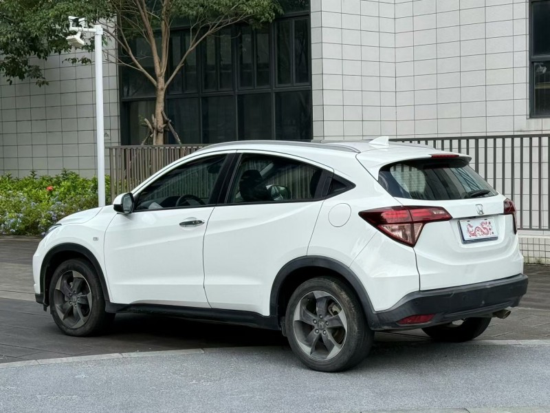 佛山17年本田缤智7