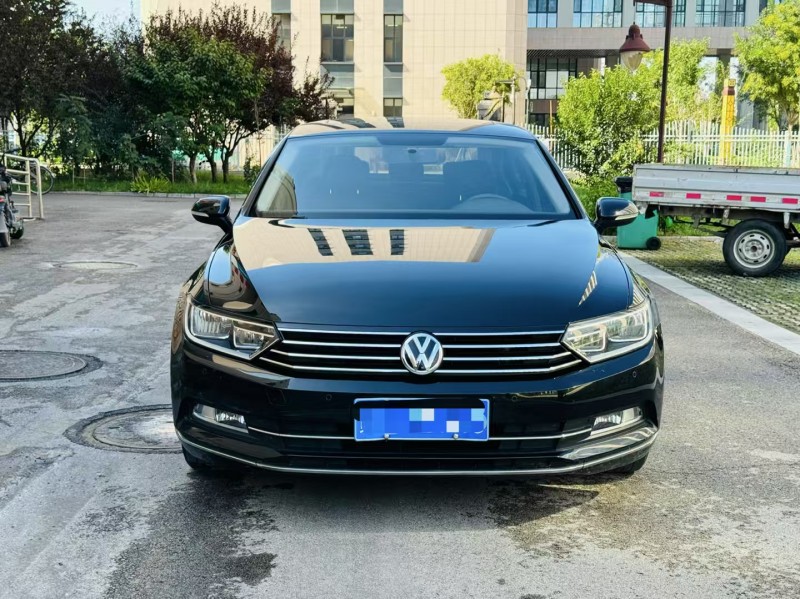 佛山17年大众迈腾1
