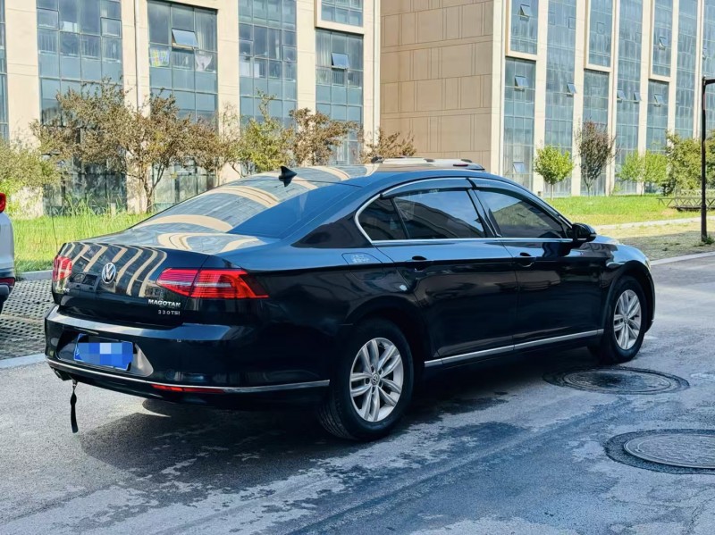 佛山17年大众迈腾5