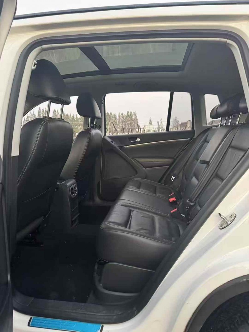 绍兴17年大众途观6