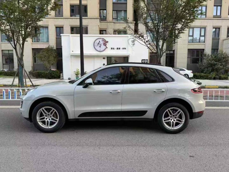 温州18年保时捷Macan3