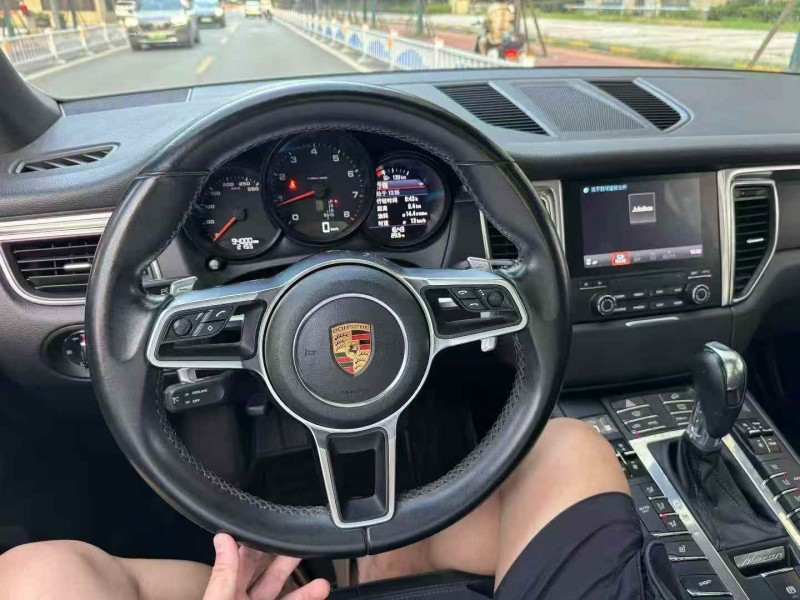 温州18年保时捷Macan4