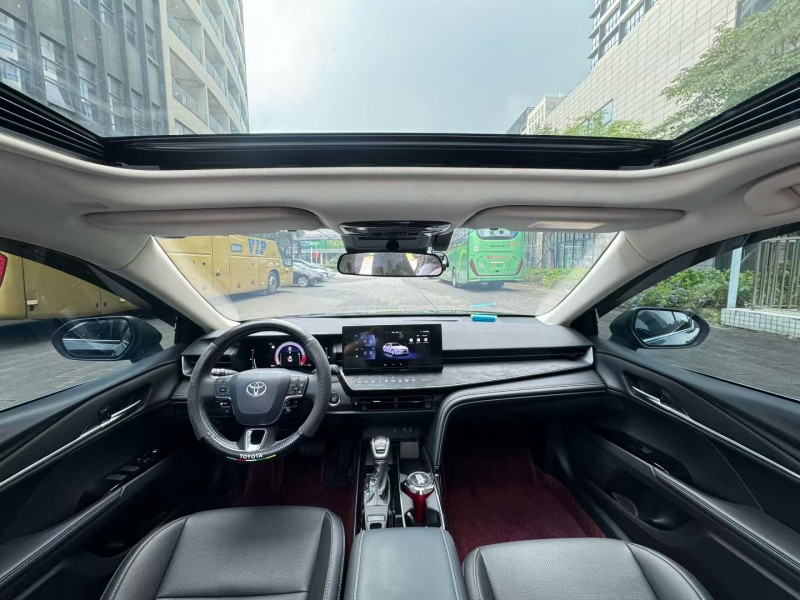 佛山25年丰田凯美瑞6