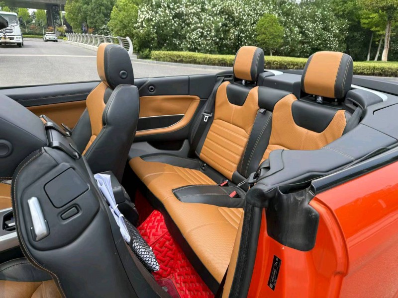 盐城19年路虎极光6