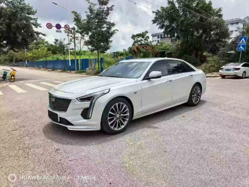 南宁22年凯迪拉克CT42