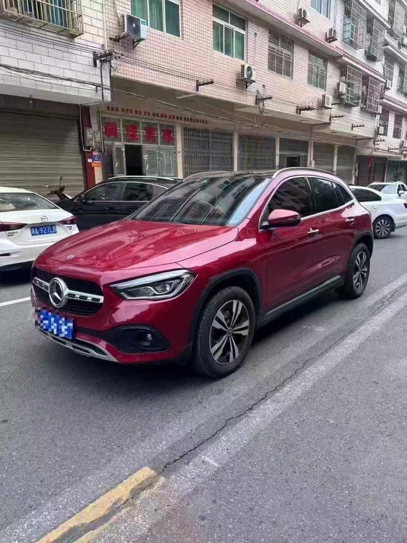 长沙22年奔驰GLA3