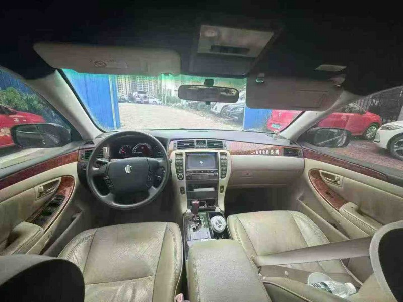 南宁06年丰田皇冠5