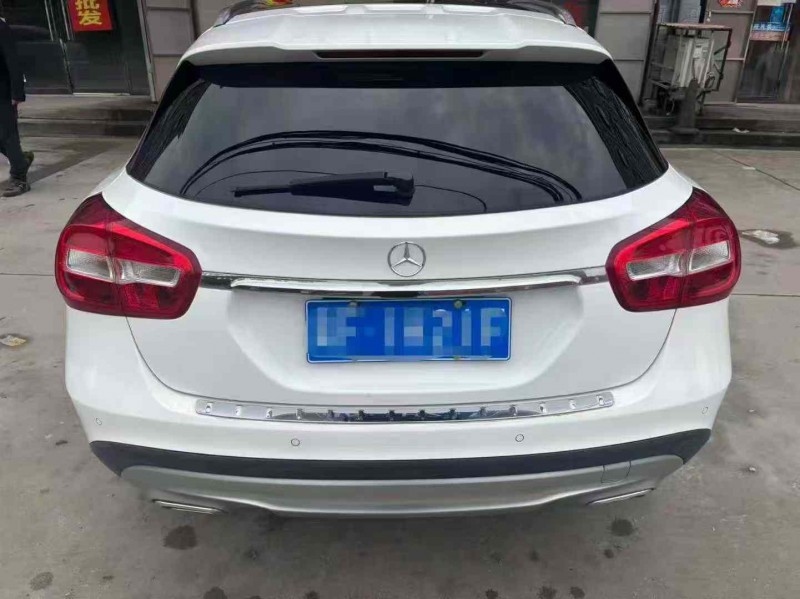 保定16年奔驰GLA6