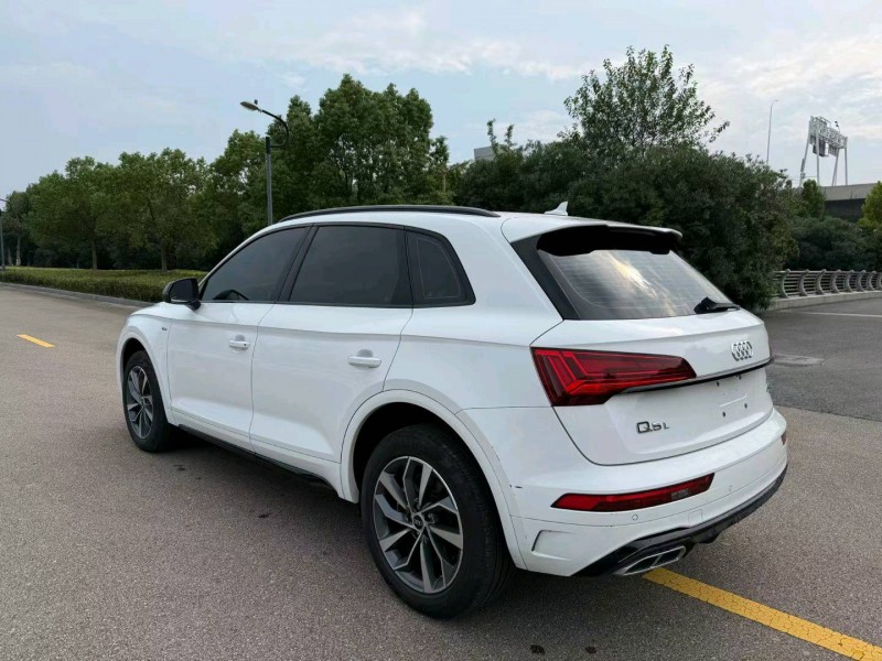 徐州23年奥迪Q57