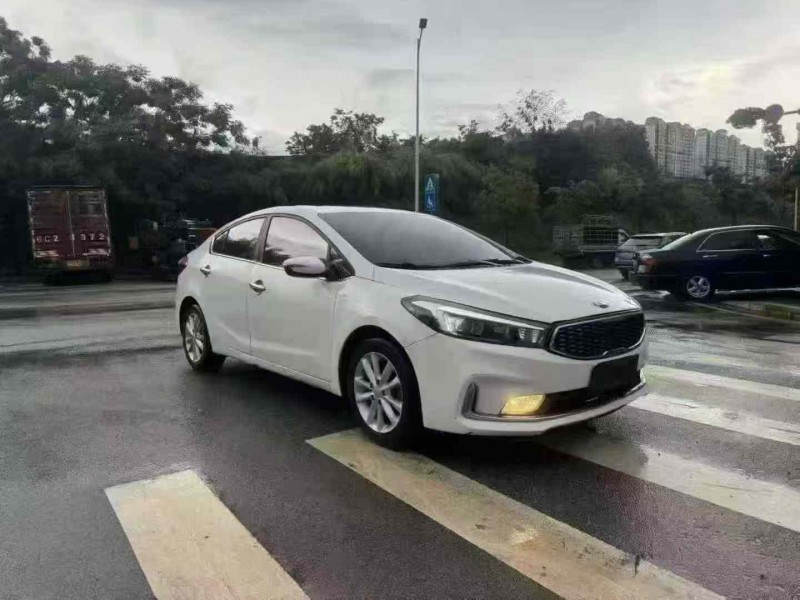 南宁17年起亚K32