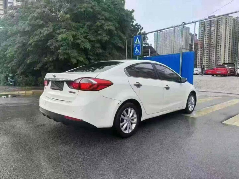 南宁17年起亚K38