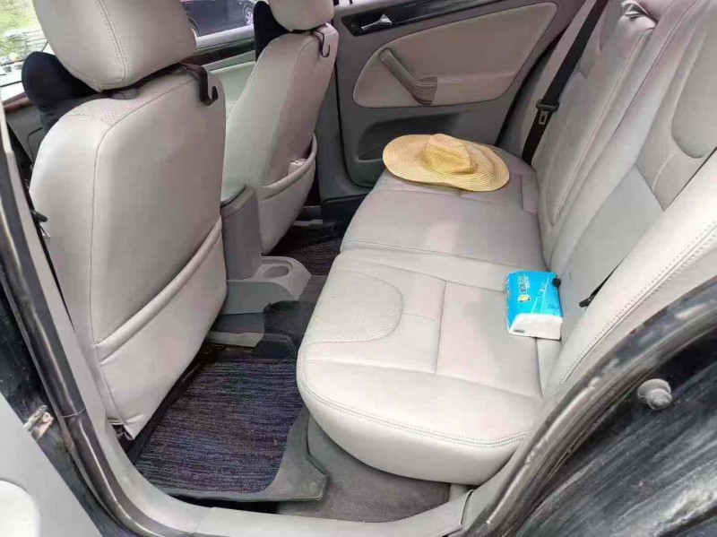 南宁09年大众宝来6