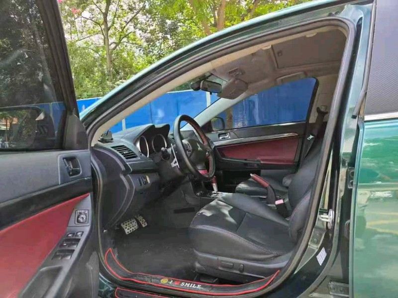 南宁12年三菱翼神4