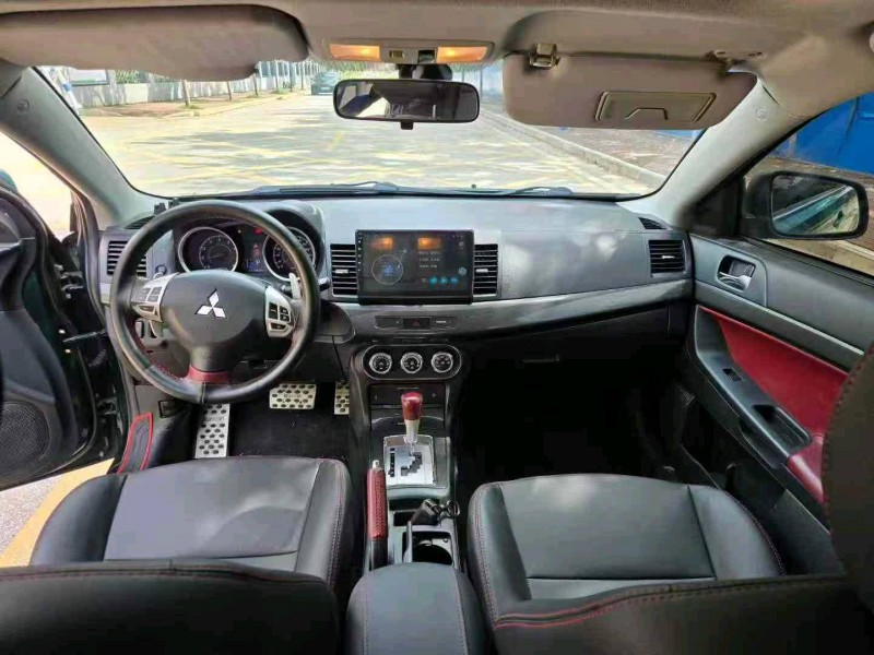 南宁12年三菱翼神5