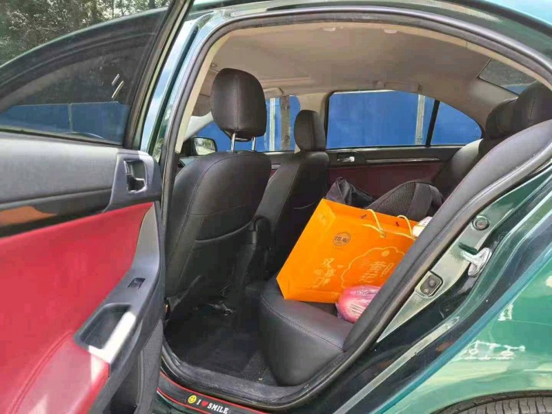 南宁12年三菱翼神6