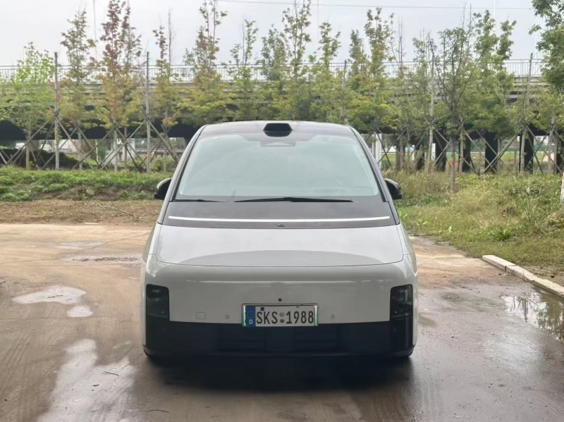 青岛24年理想mega1