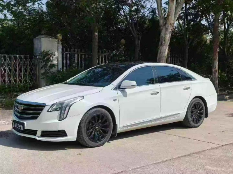 开封18年凯迪拉克XTS3