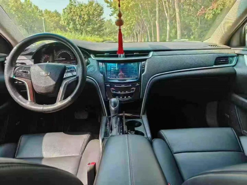 开封18年凯迪拉克XTS5