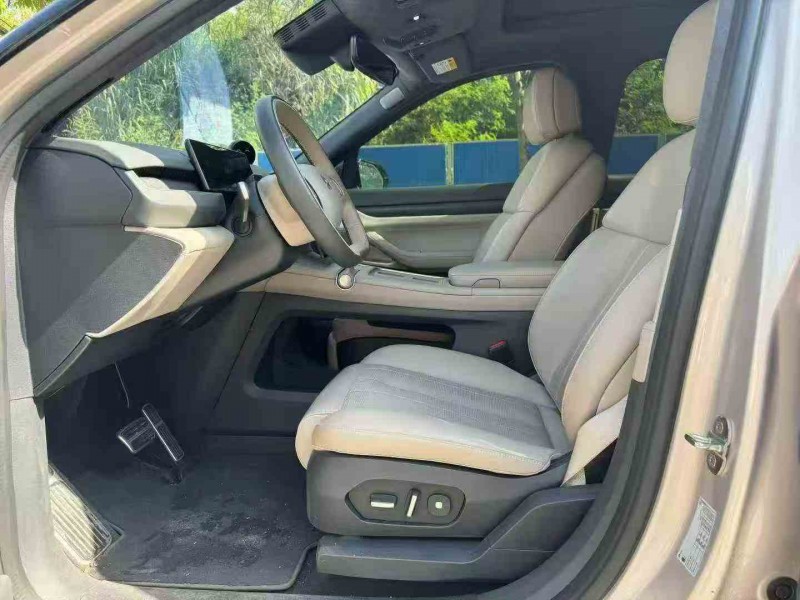 南宁23年蔚来ES84