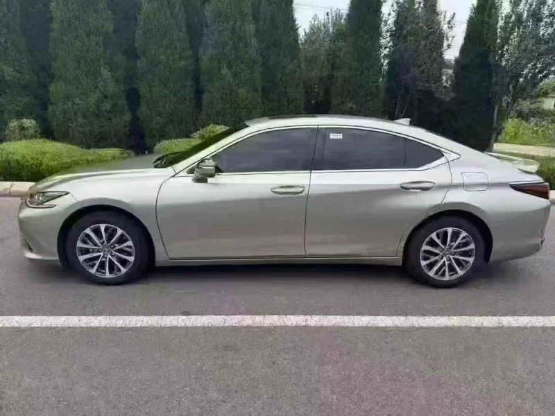 枣庄24年雷克萨斯ES3