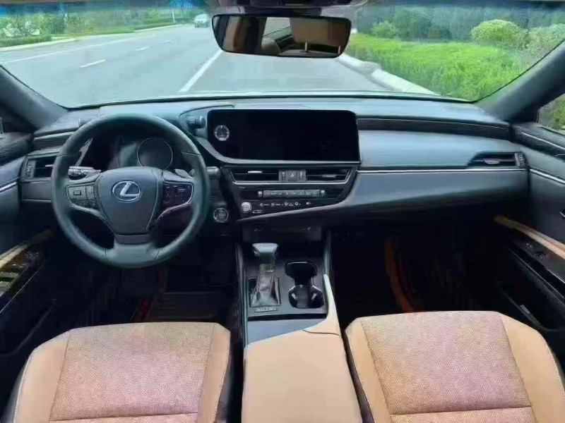 枣庄24年雷克萨斯ES4