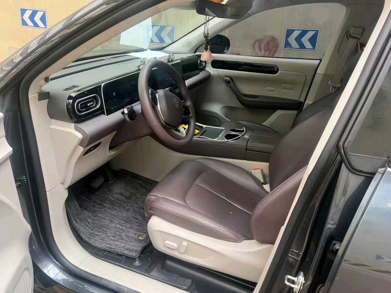 台州23年零跑汽车C116