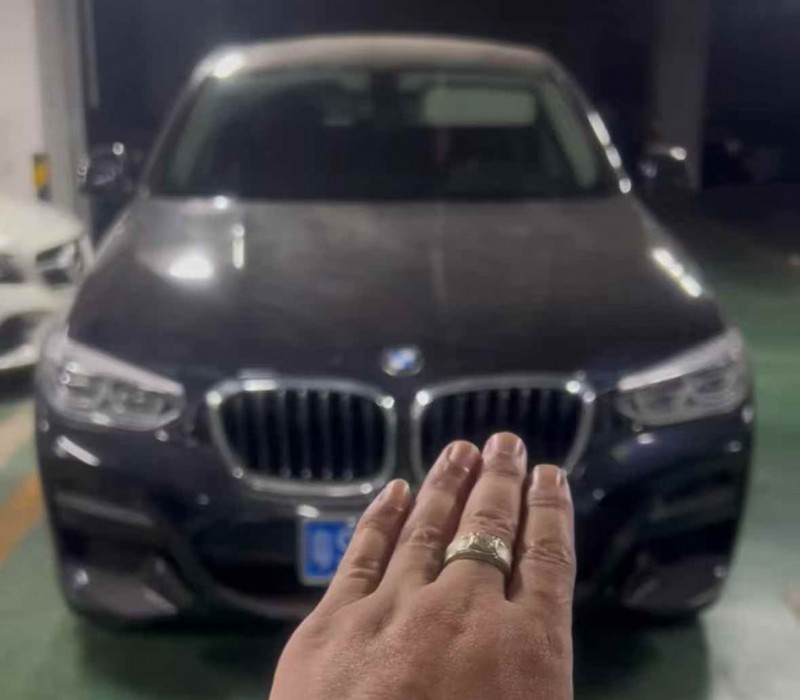 广州21年宝马X41