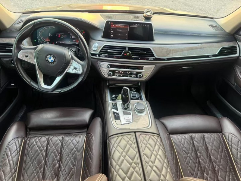 苏州21年宝马7系5