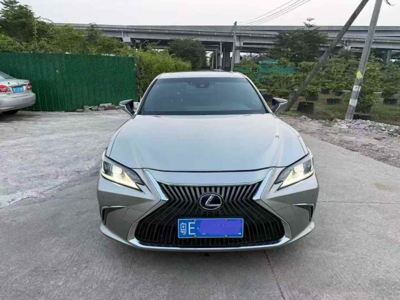 佛山20年雷克萨斯ES1