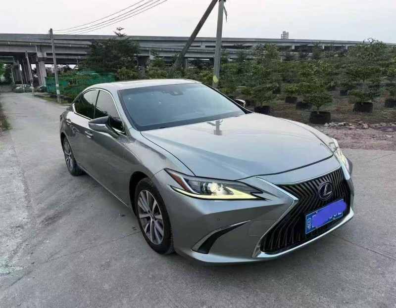 佛山20年雷克萨斯ES2
