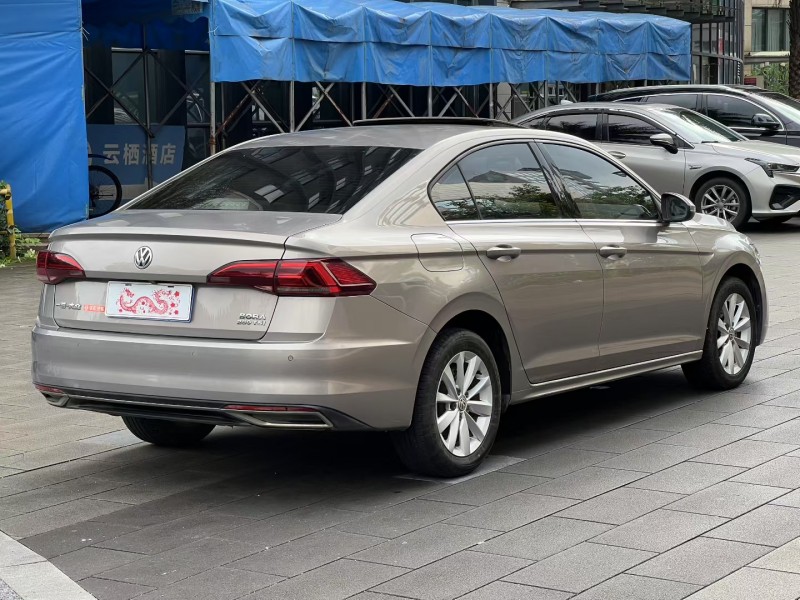 佛山19年大众宝来7