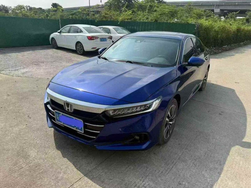 深圳22年本田雅阁4