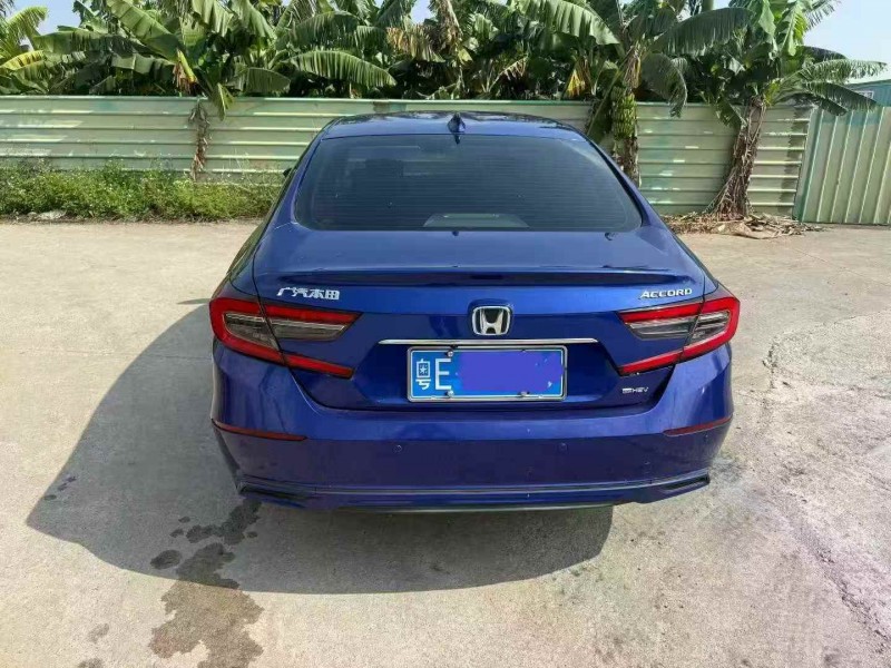 深圳22年本田雅阁7