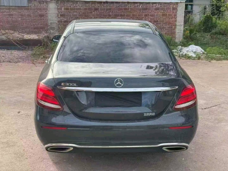 广州18年奔驰E5