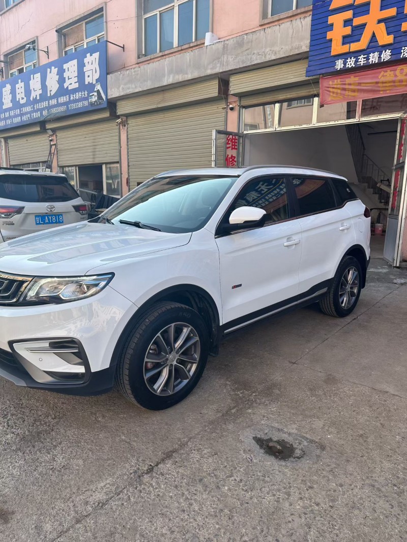 平凉20年吉利博越3