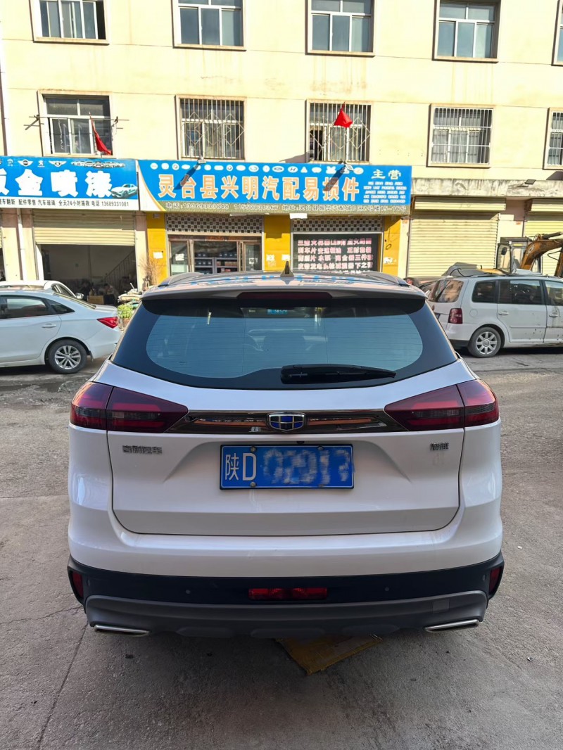 平凉20年吉利博越9