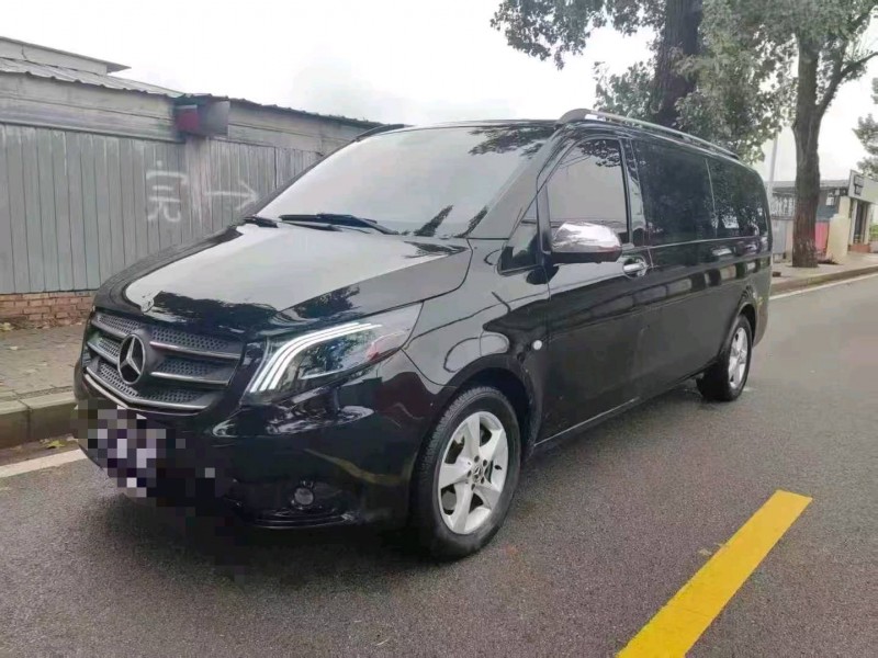 石家庄18年奔驰威霆2