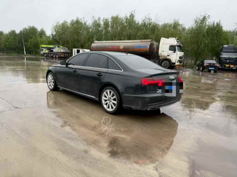 济宁18年奥迪A6L4