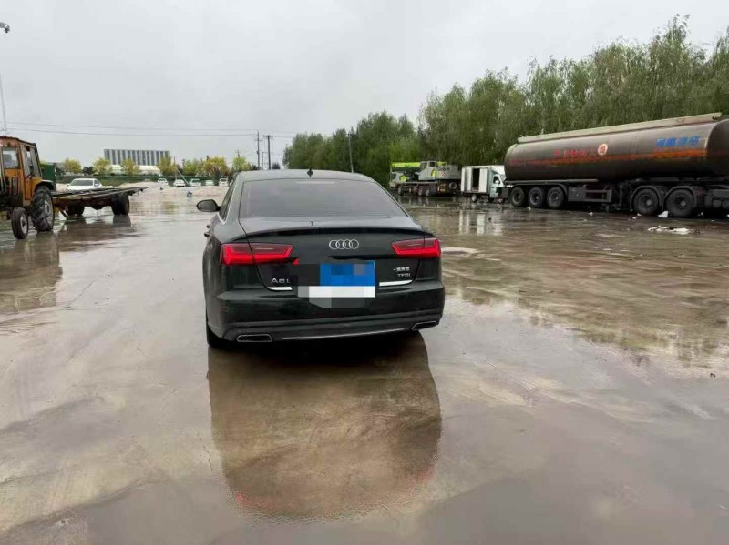 济宁18年奥迪A6L9