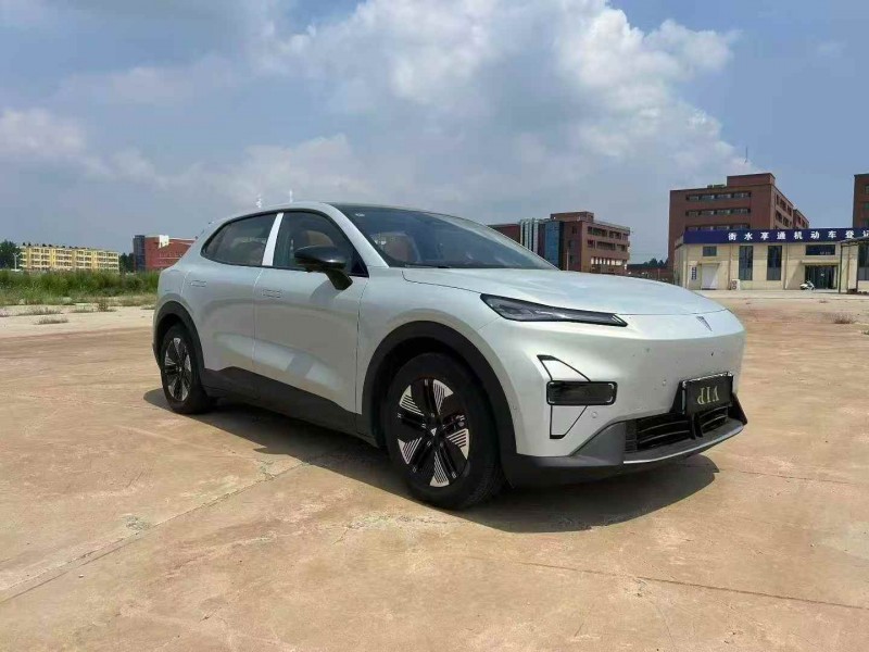 唐山25年长安汽车深蓝3