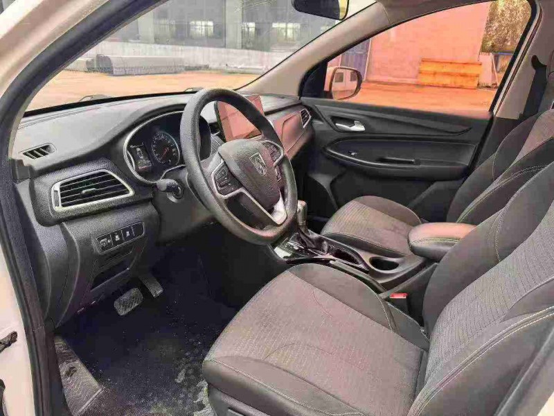 襄阳20年宝骏7304