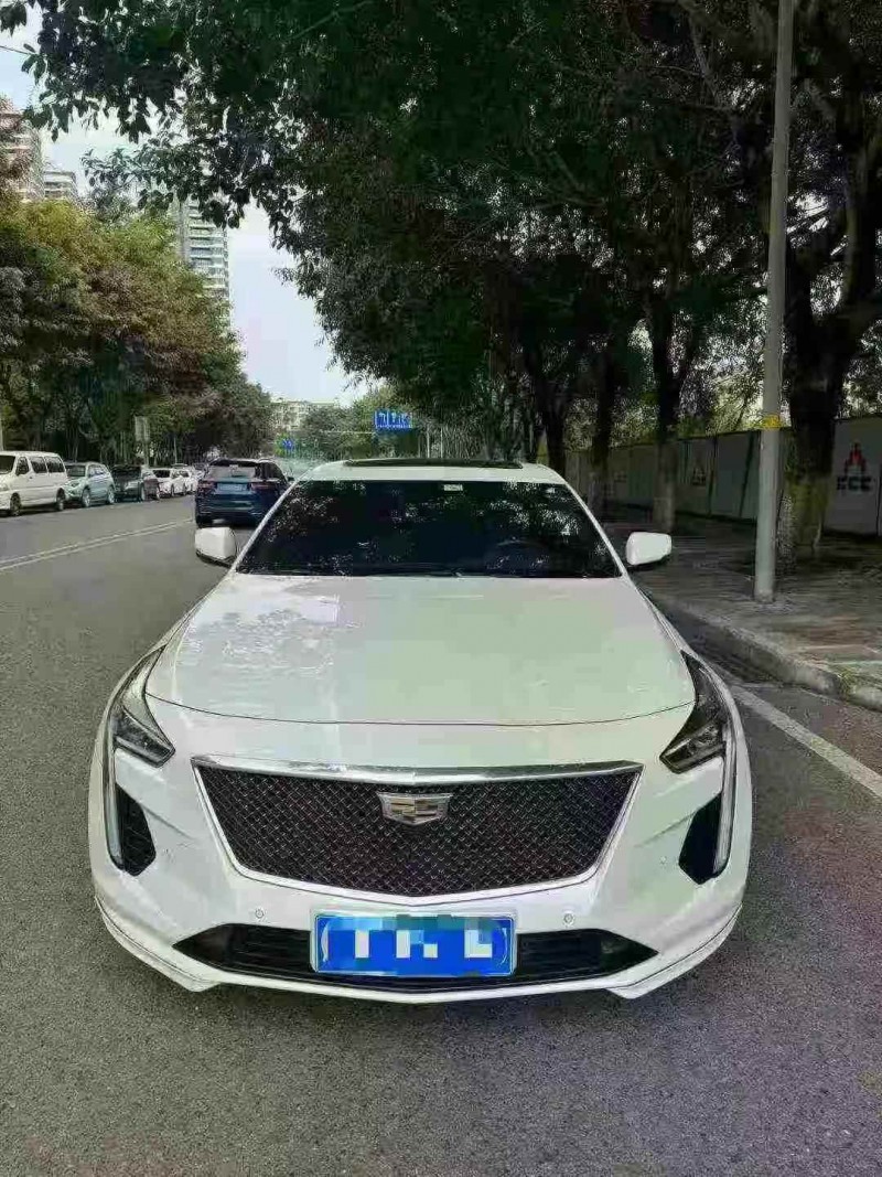 重庆20年凯迪拉克CT61