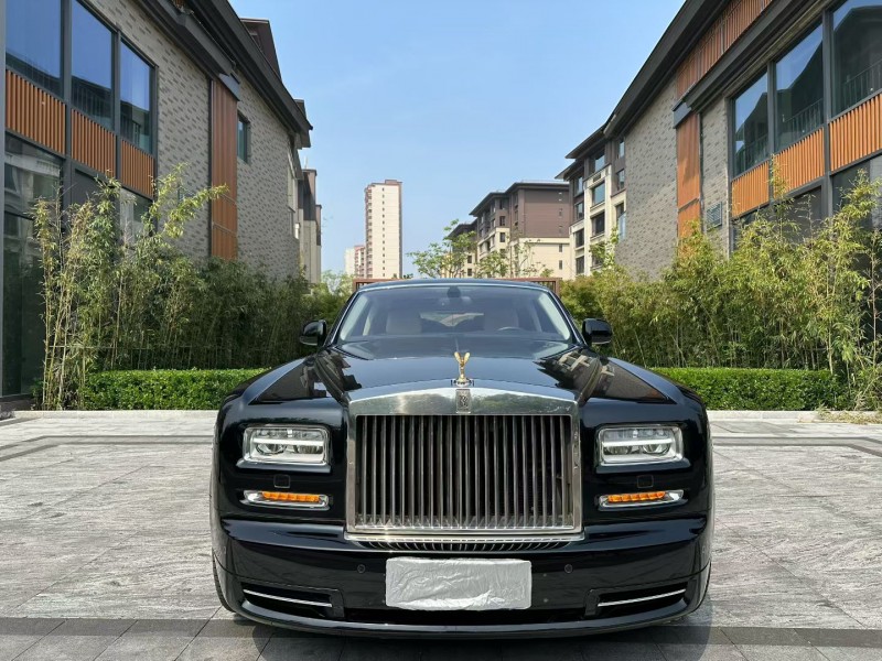 唐山15年劳斯莱斯幻影1