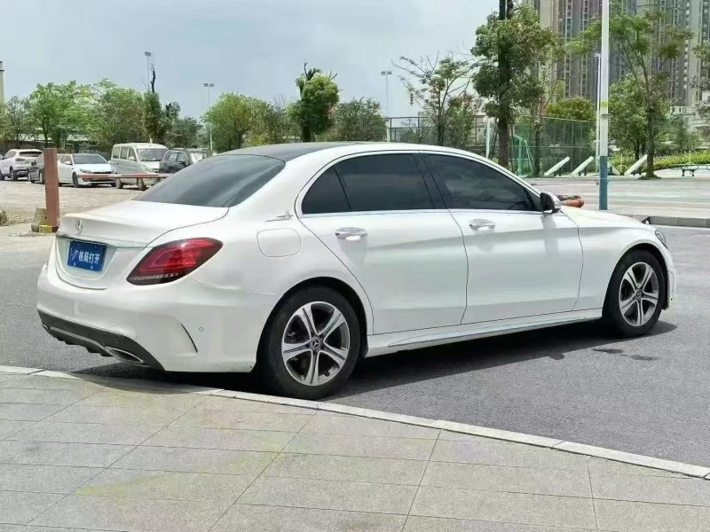 东莞19年奔驰C8