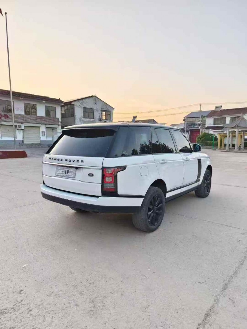 临沂16年路虎揽胜行政8